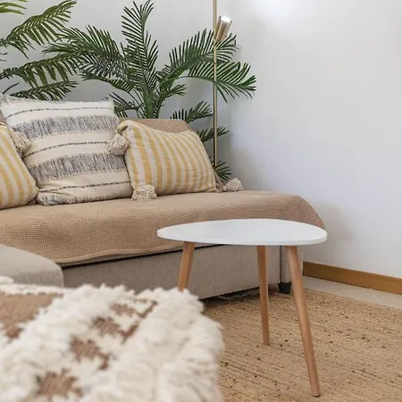 شقة Modern 1br In With Balcony & Parking, By Hopstays