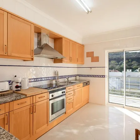 Modern 1br In With Balcony & Parking, By Hopstays * Αλμπουφέιρα