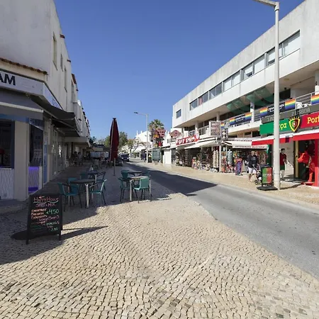 Modern 1br In With Balcony & Parking, By Hopstays